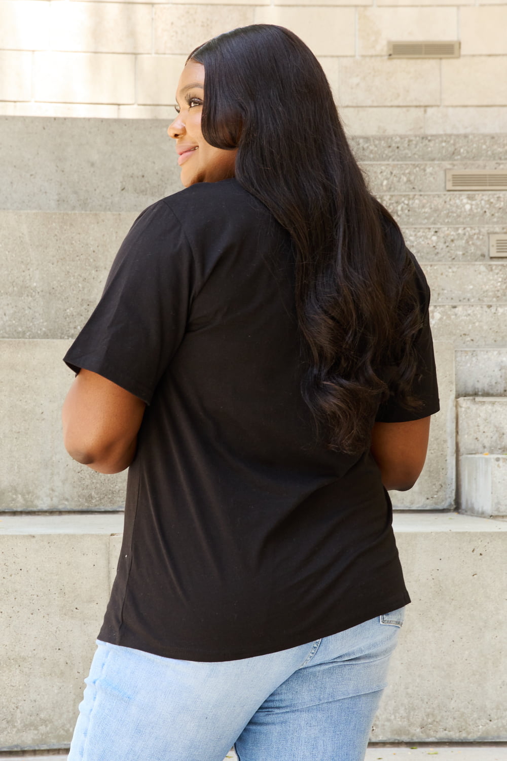 Davi & Dani "Babe" Full Size Gliter Lettering Printed T-Shirt in Black