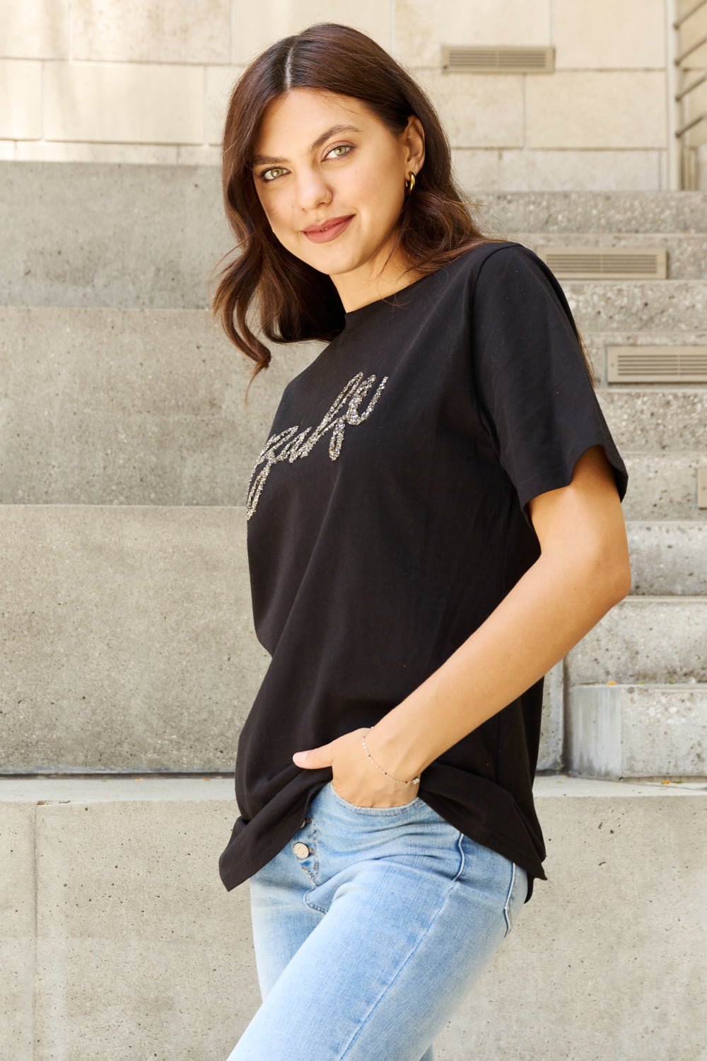 Davi & Dani "Babe" Full Size Gliter Lettering Printed T-Shirt in Black
