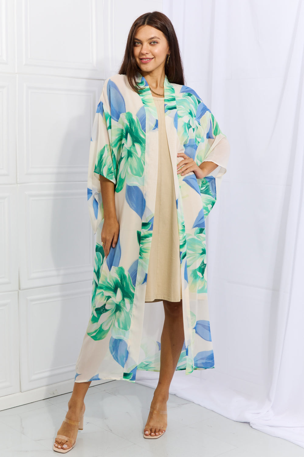 Ontheland Colorful Minds Floral Kimono