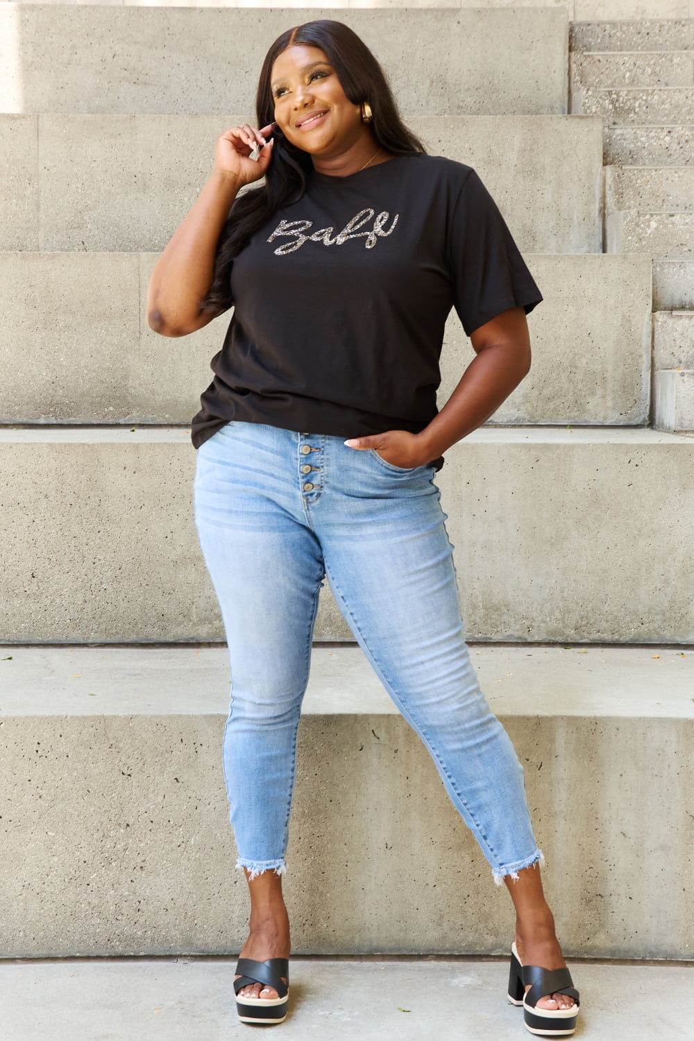 Davi & Dani "Babe" Full Size Gliter Lettering Printed T-Shirt in Black